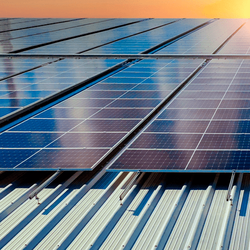Instalacion-de-lineas-de-vida-para-montaje-de-placas-solares