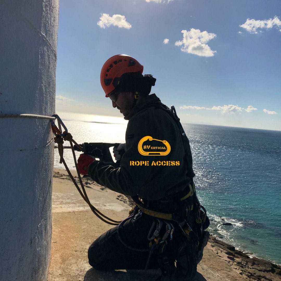trabajos en altura en playa